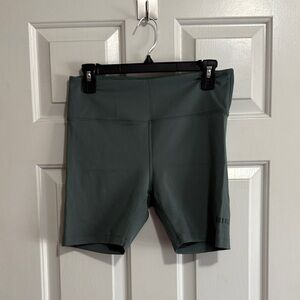 NOBULL Women's Green Bike Shorts 5”